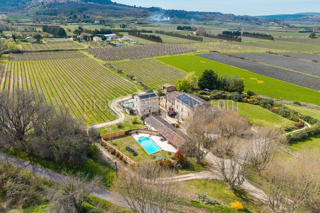 6 - Mas with pool in Bonnieux: Villa: Pool