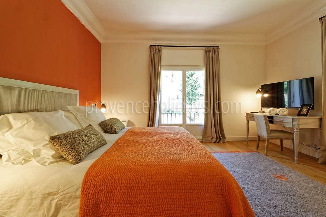 46 - Villa Garrigue: Villa: Bedroom