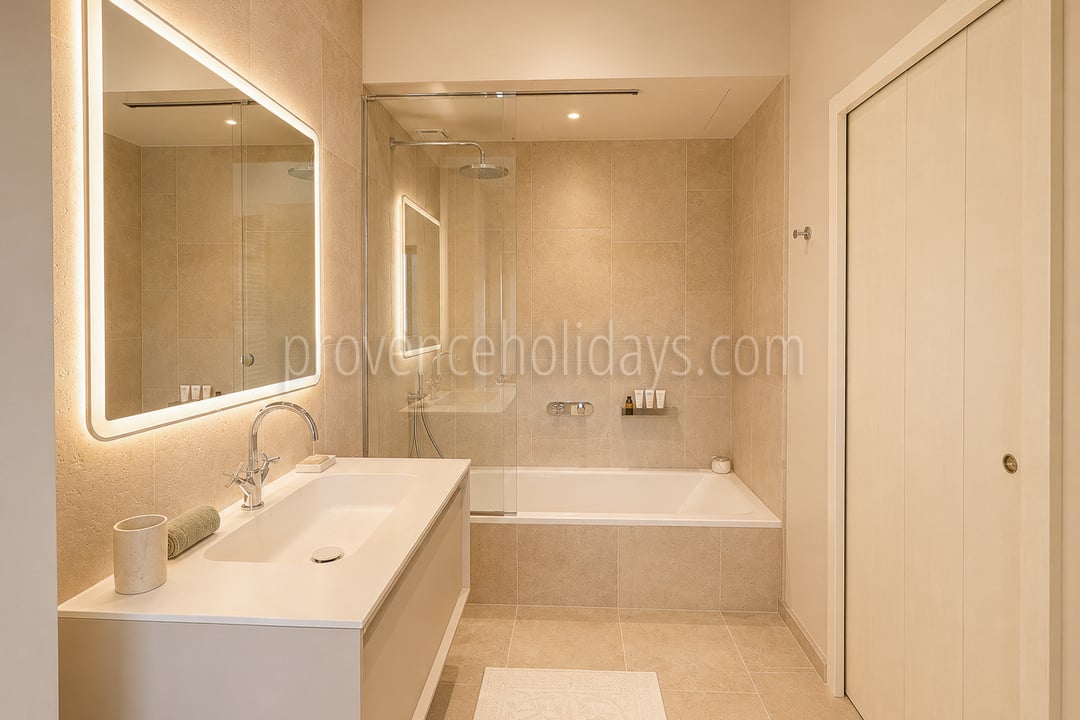 24 - Villa Panorama: Villa: Bathroom