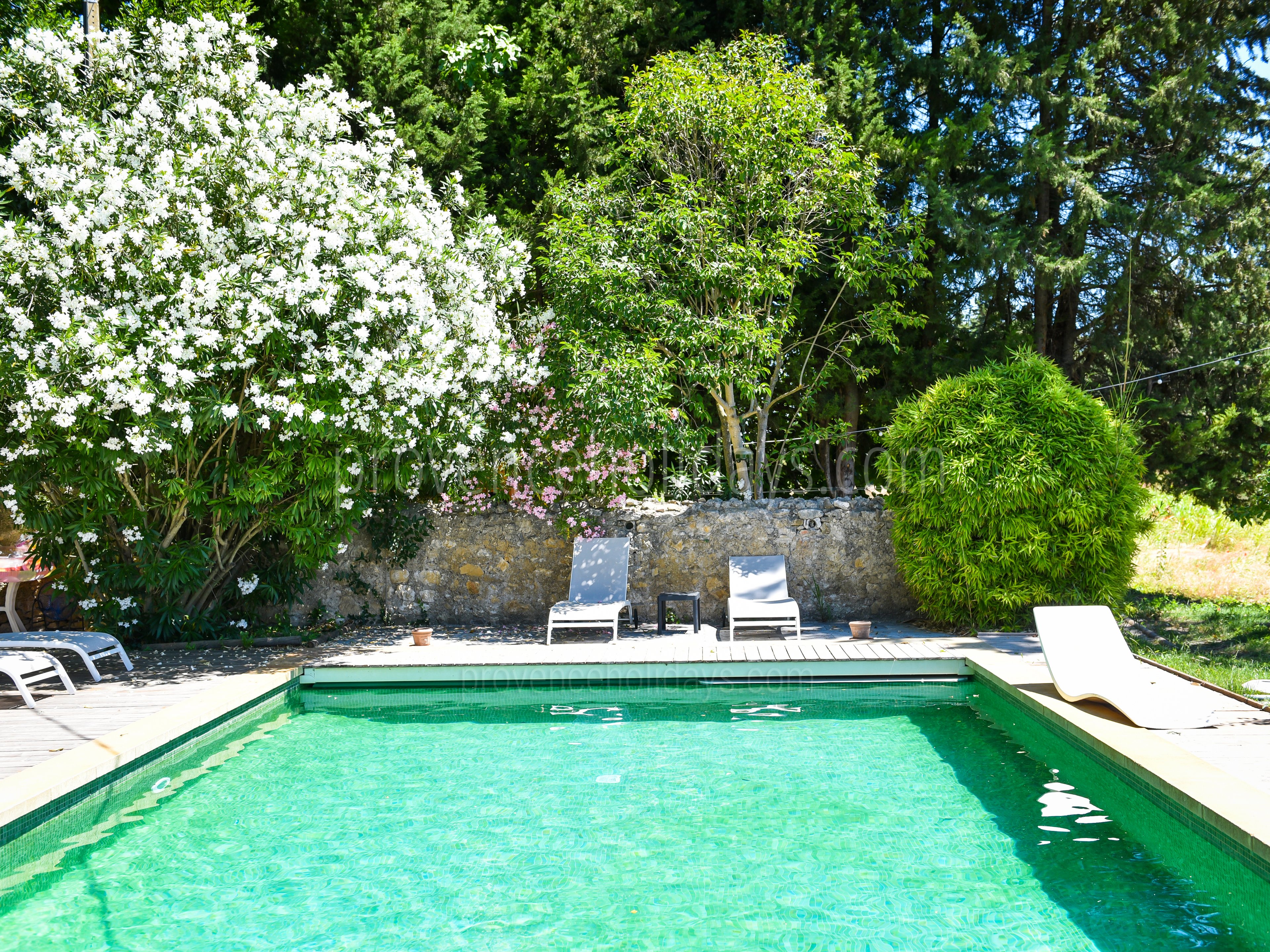 34 - Mas du Vaucluse: Villa: Pool