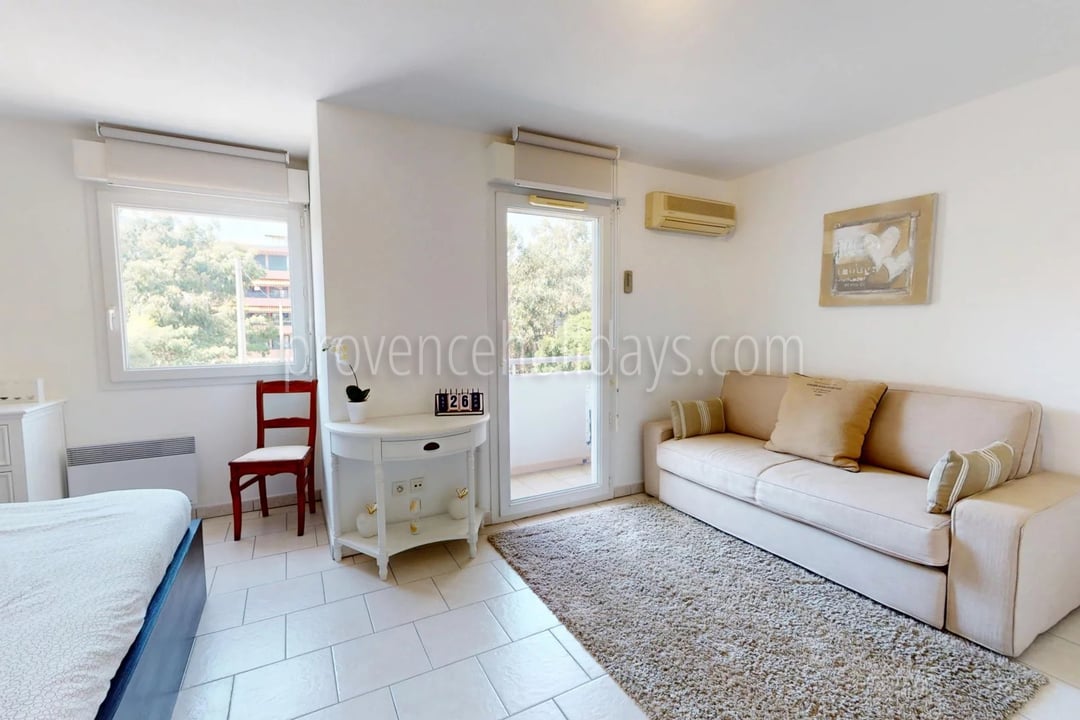 52 - Appartement in Cavalaire-sur-Mer: Villa: Interior