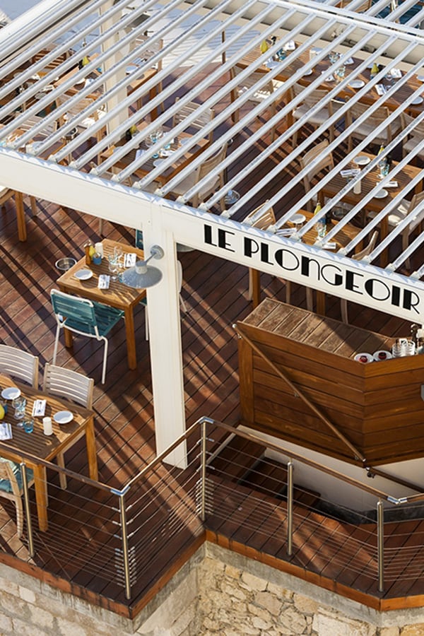 beach bar