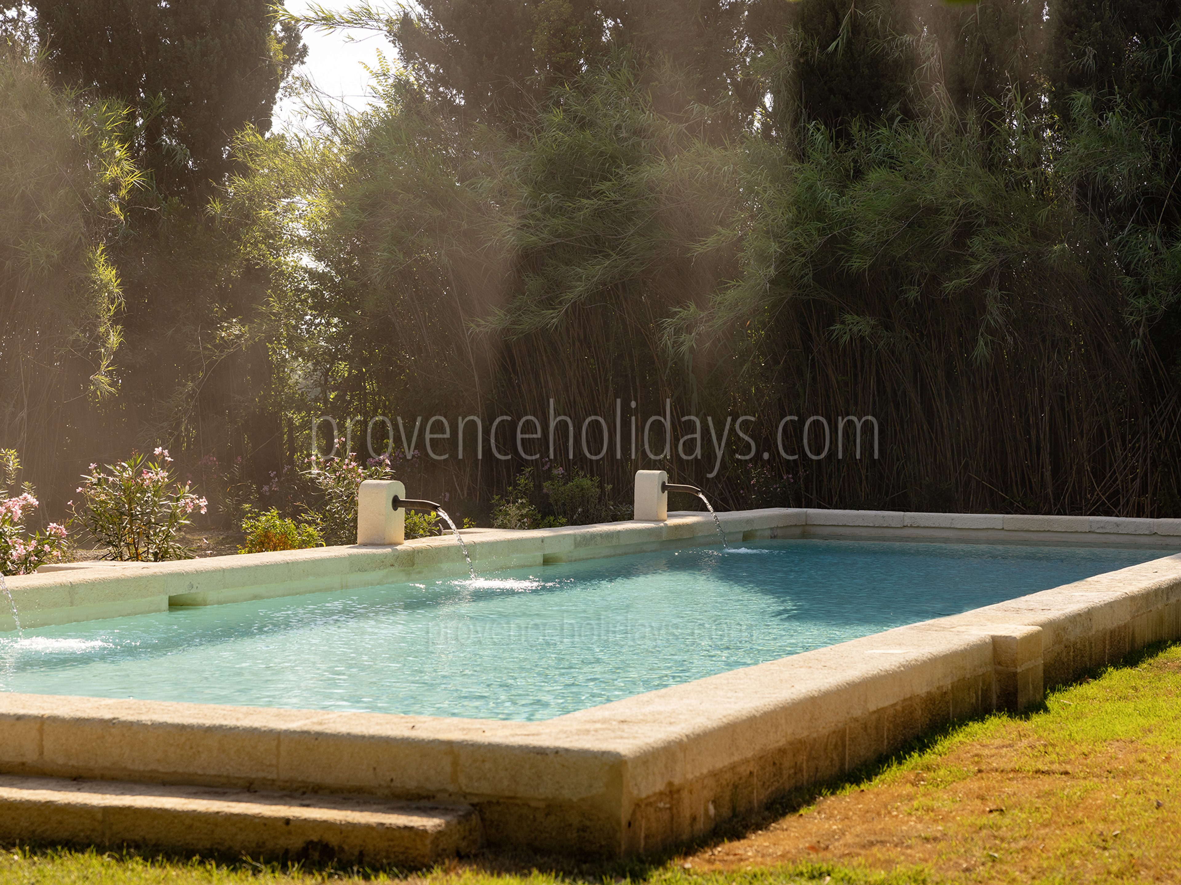 5 - Bastide Mouriès: Villa: Pool