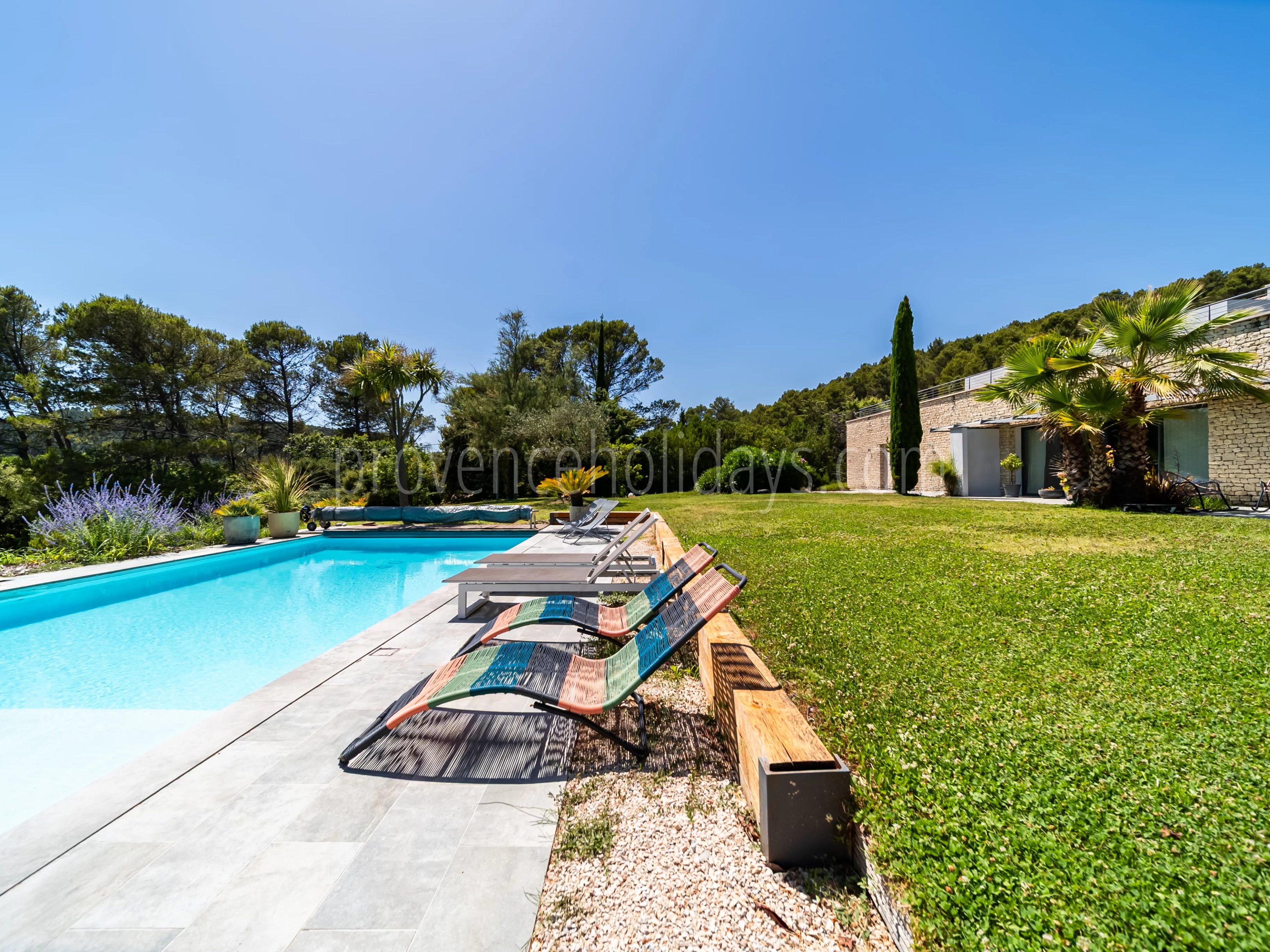 16 - Villa with pool in Pernes-les-Fontaines: Villa: Pool