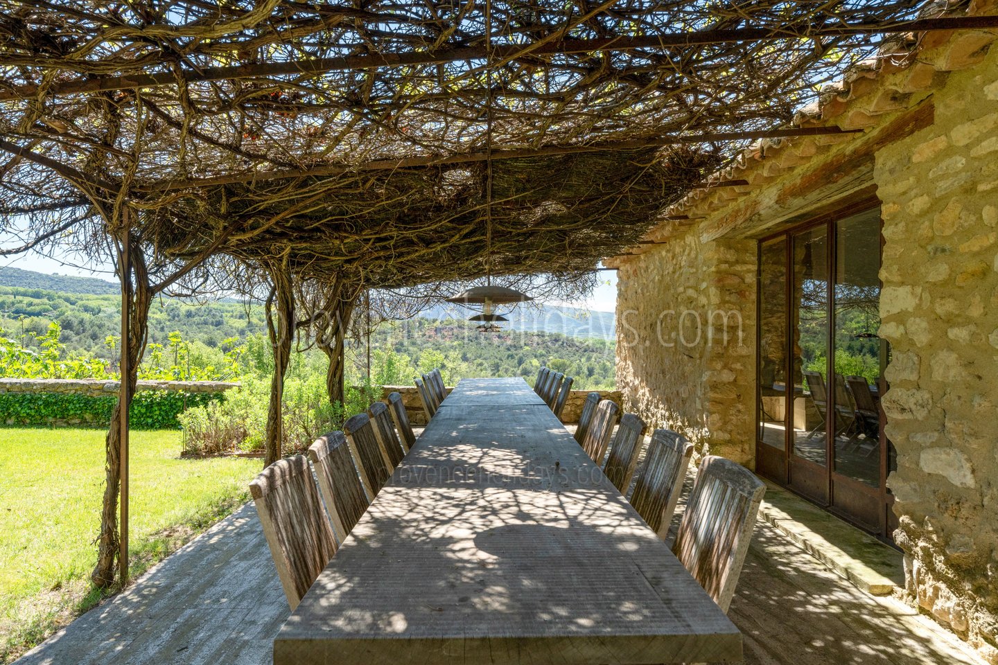 8 - Le Mas des Vignes: Villa: Exterior