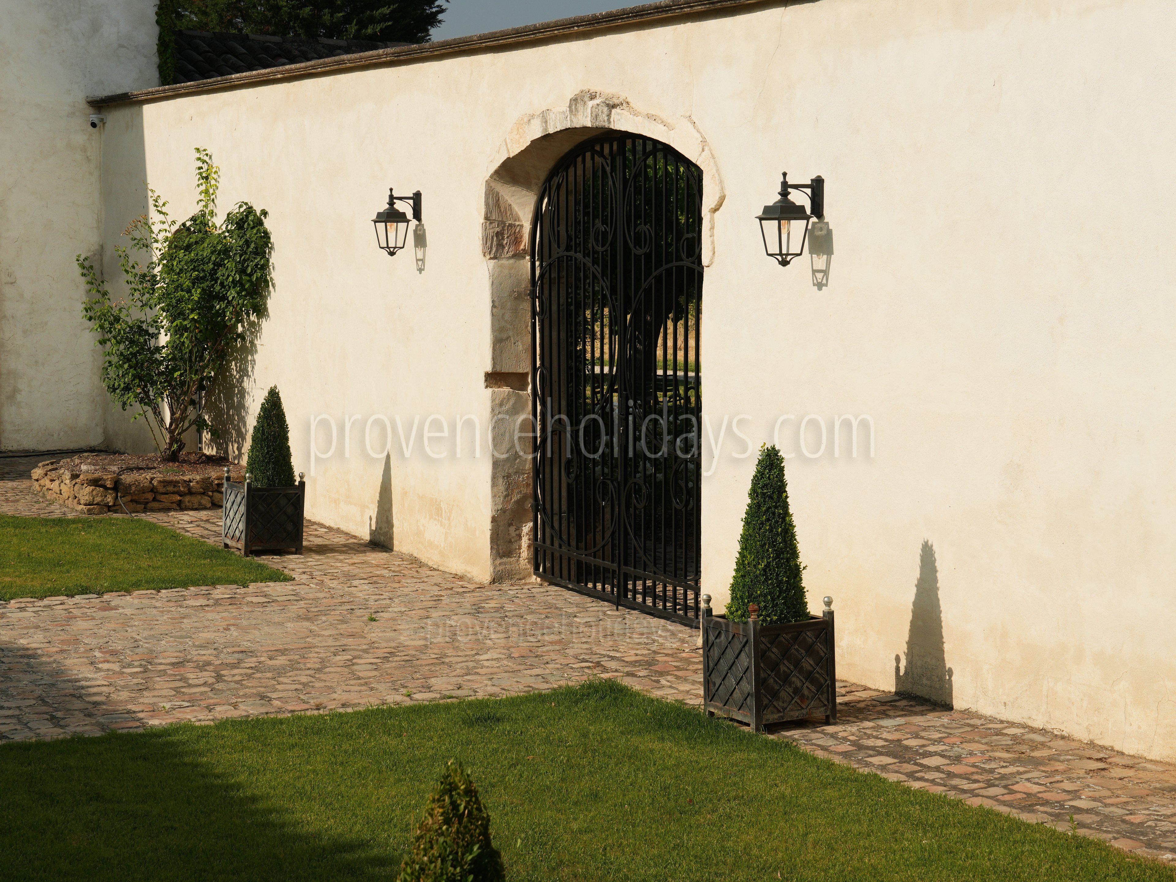 81 - Domaine du Grand Chêne: Villa: Exterior