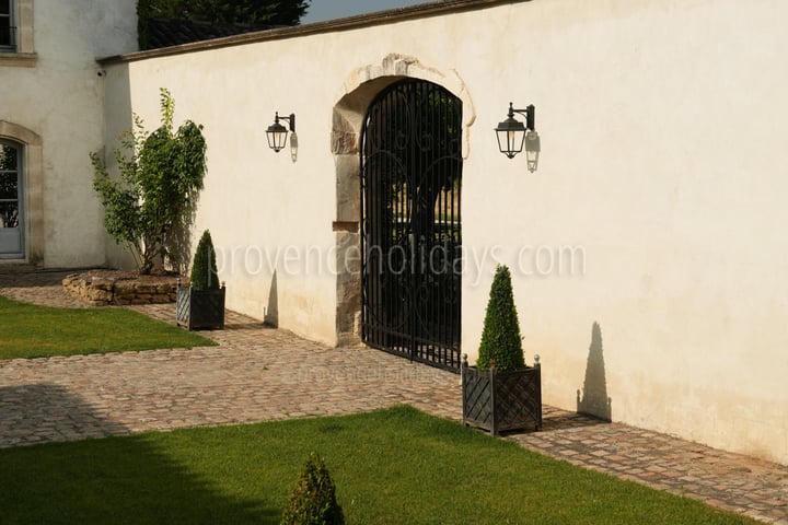 81 - Domaine du Grand Chêne: Villa: Exterior