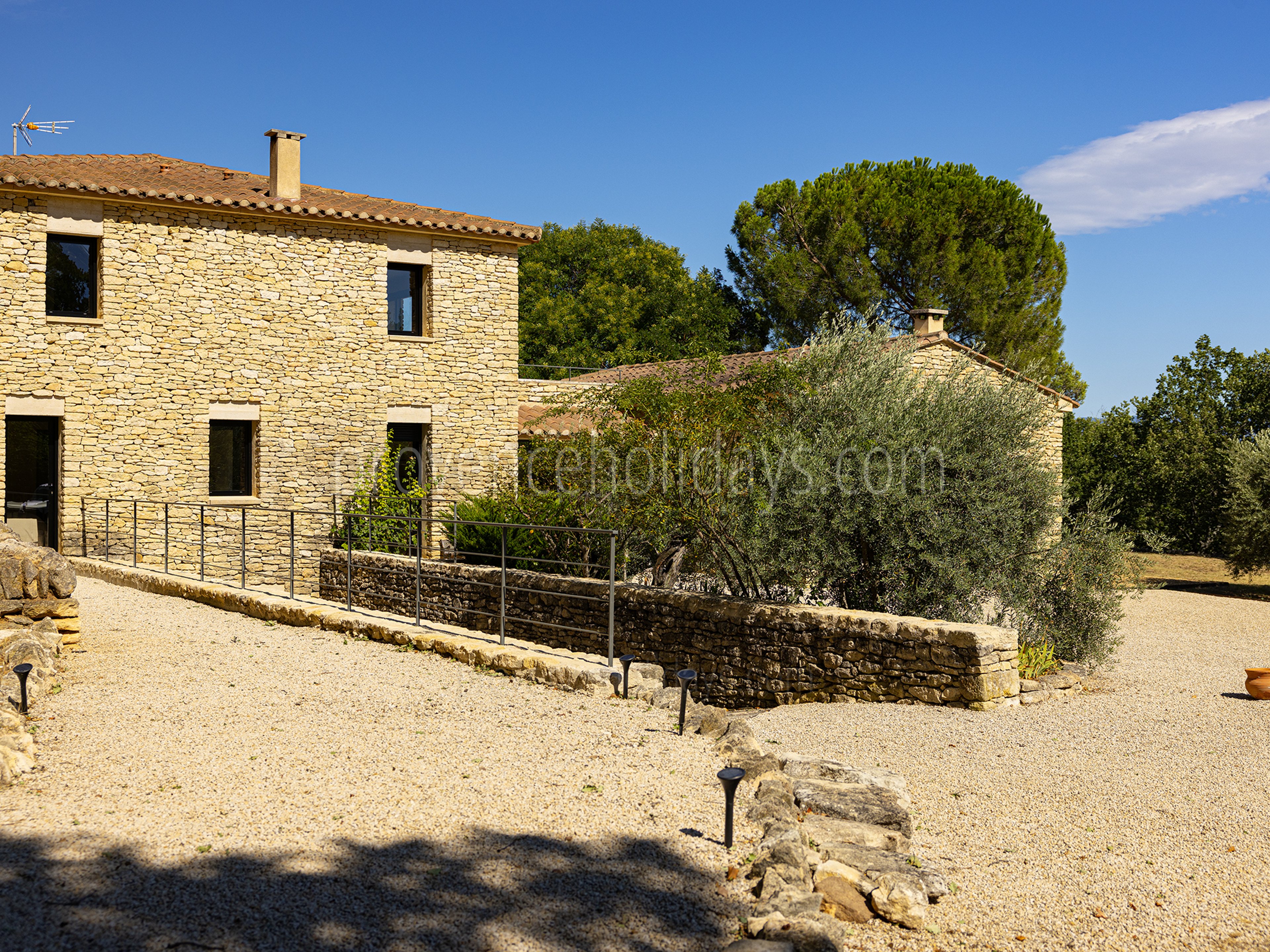 4 - Mas des Firmins: Villa: Exterior