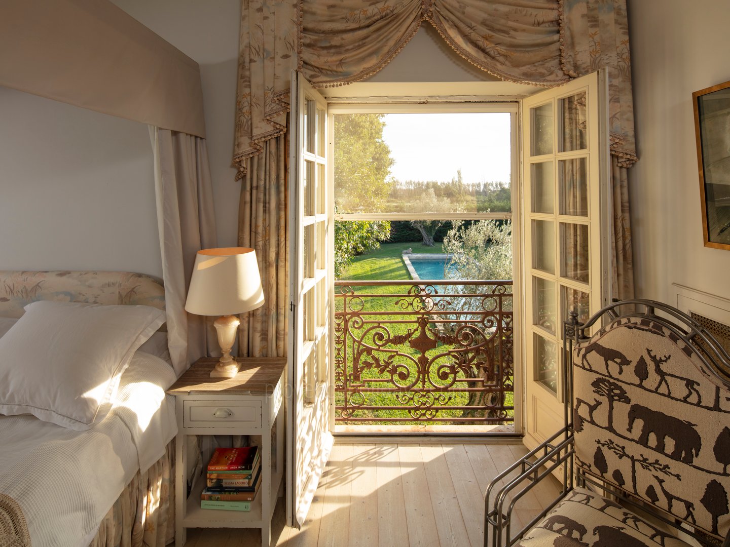48 - Domaine de Mouriès: Villa: Bedroom