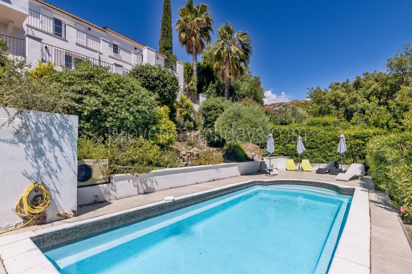 20 - Zeitgenössische Villa in Saint-Raphaël: Villa: Pool