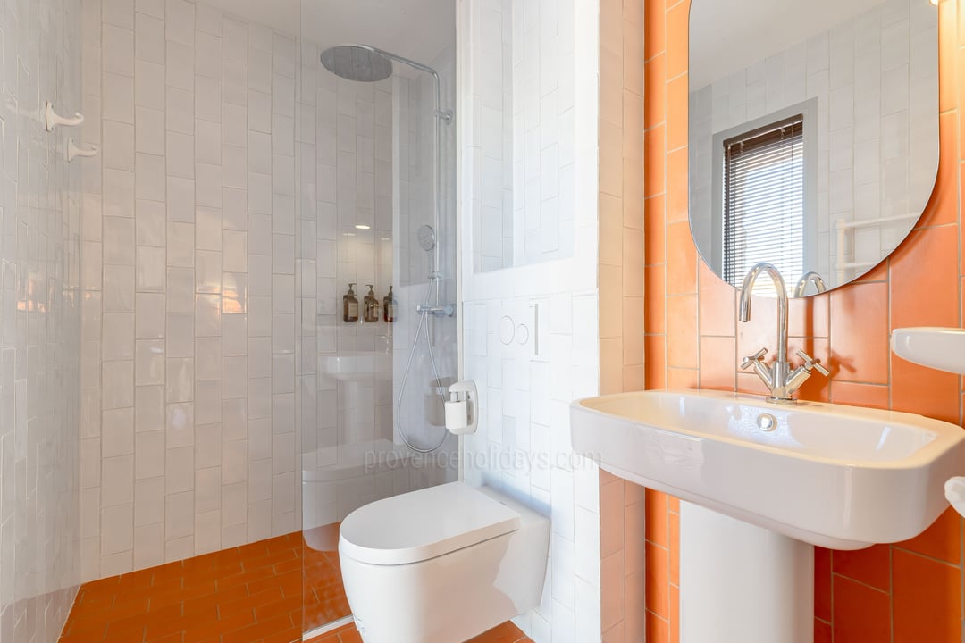 57 - Maison Bardot: Villa: Bathroom