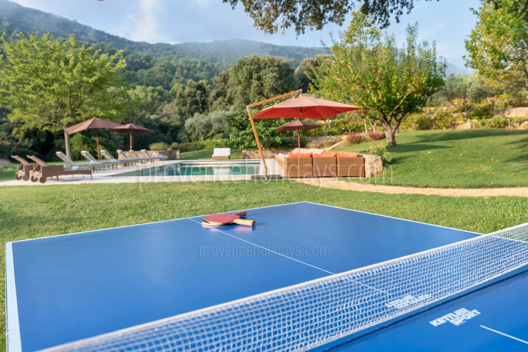 20 - Domaine de la Sainte Victoire: Villa: Exterior