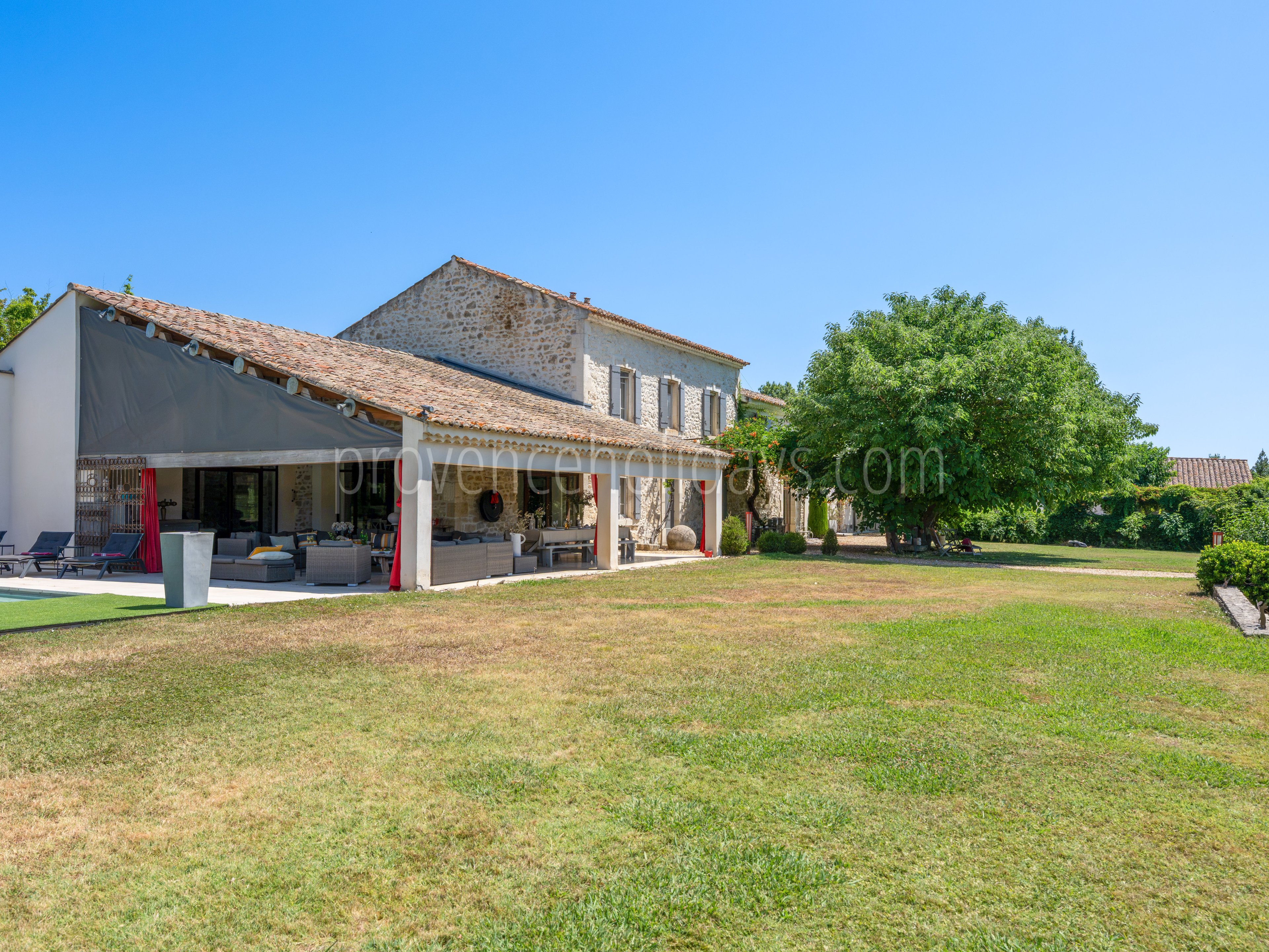 93 - Mas des Vignes: Villa: Exterior