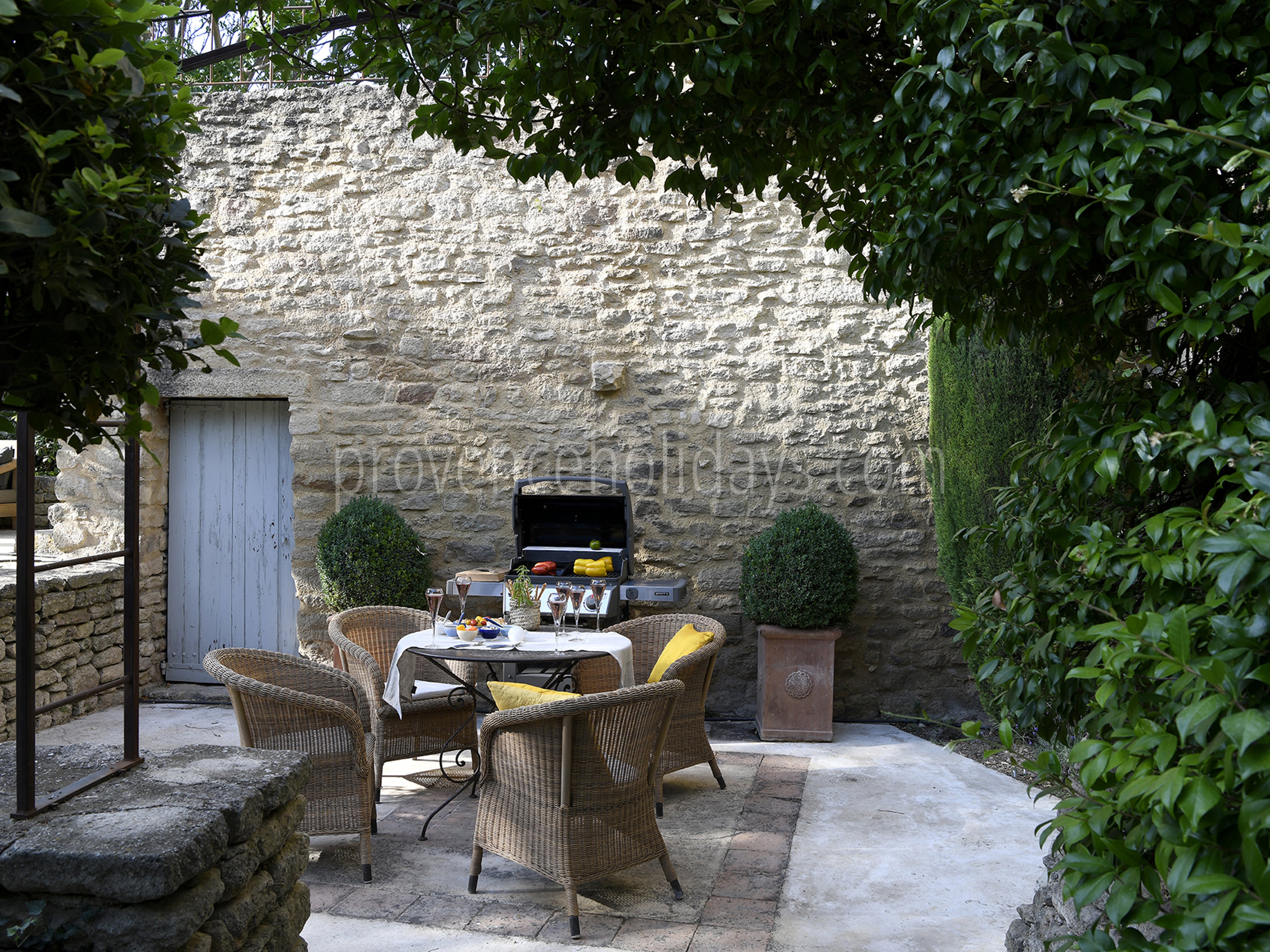 27 - Mas Cabrières: Villa: Exterior