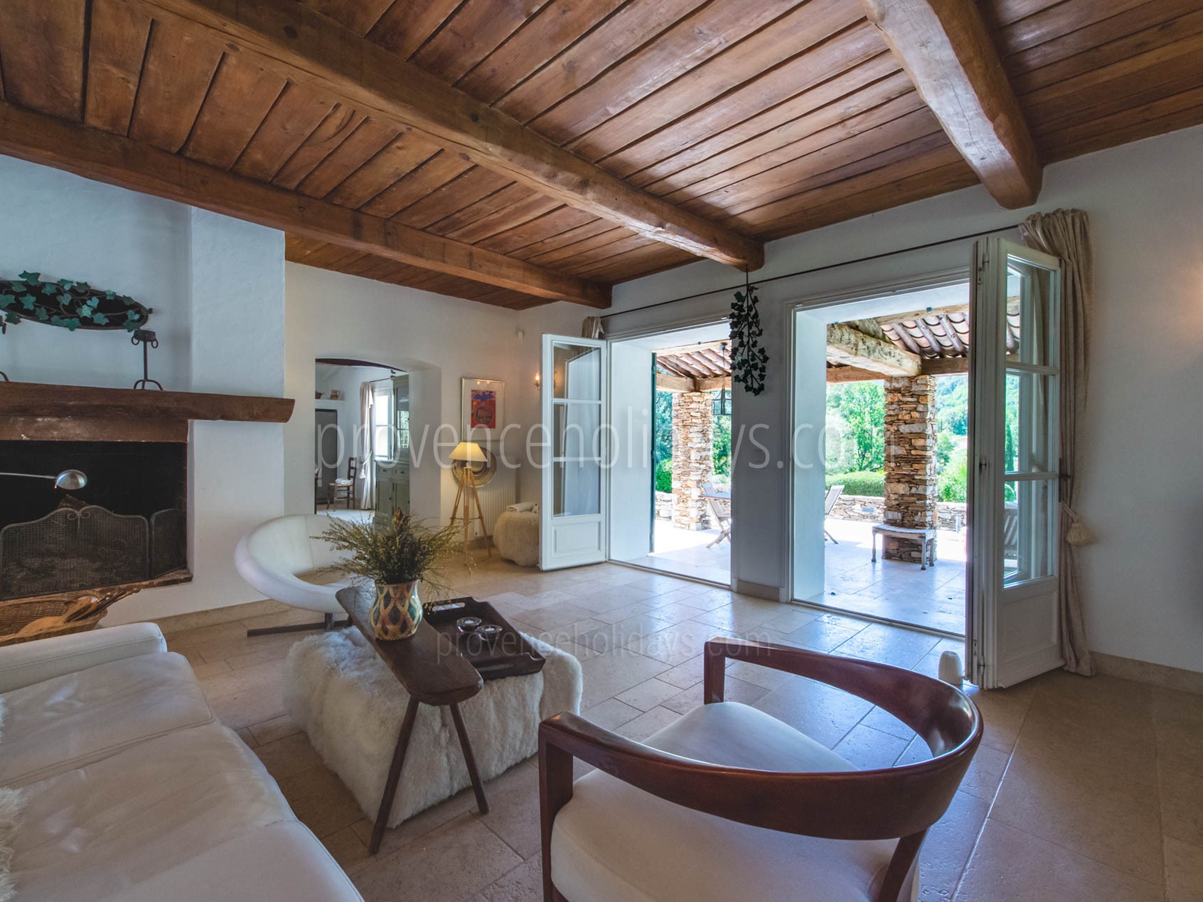 7 - Mas Airelle: Villa: Interior