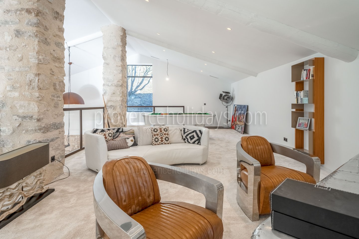 20 - Domaine de la Bouisse: Villa: Interior