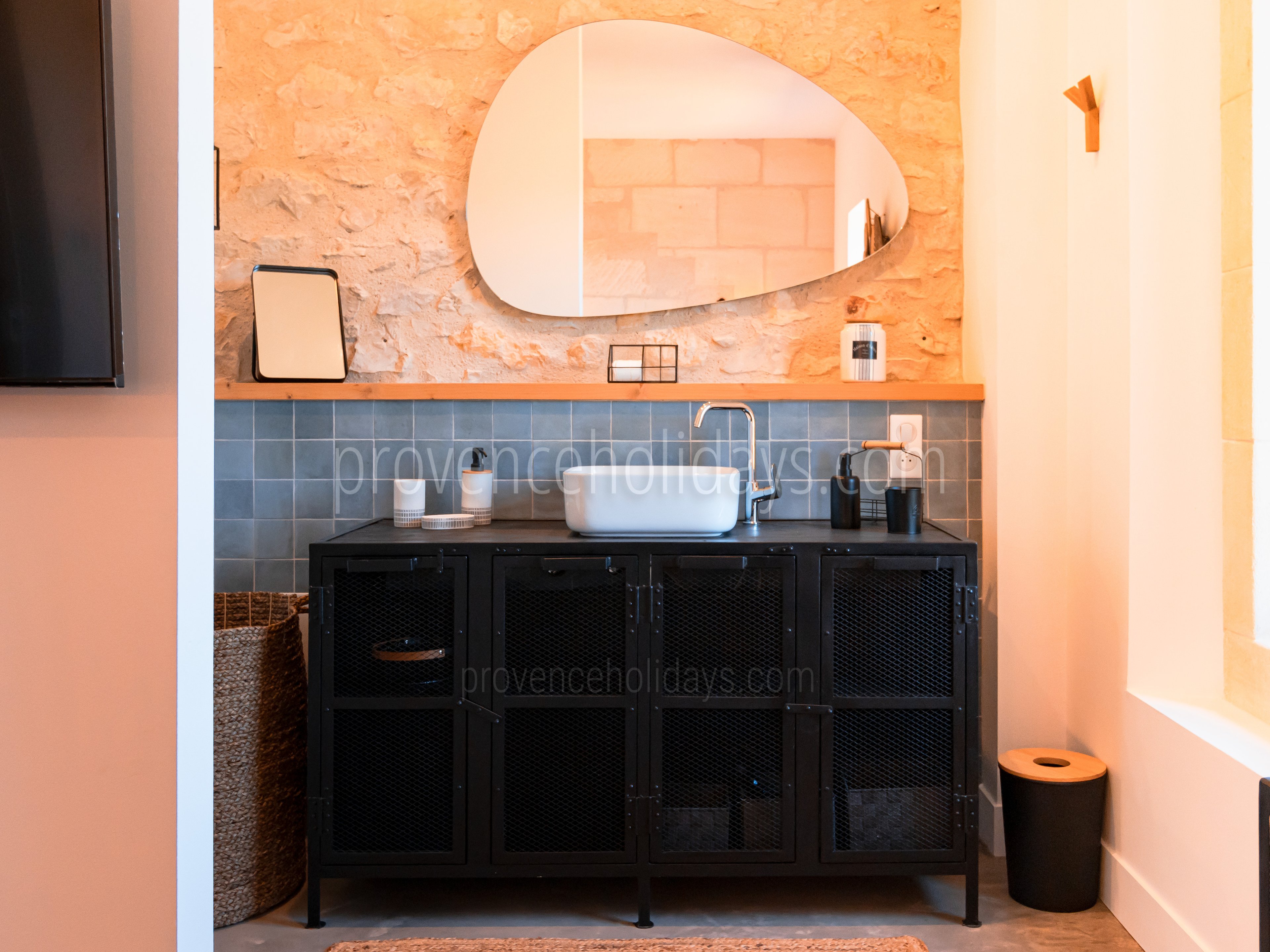 60 - Mas des Pommiers: Villa: Interior