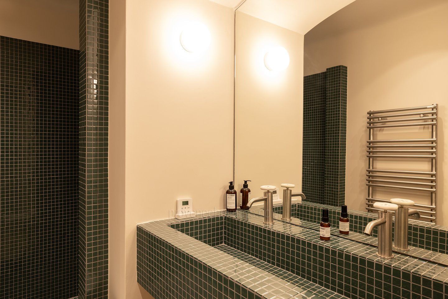 31 - Grand Mas de Provence: Villa: Bathroom