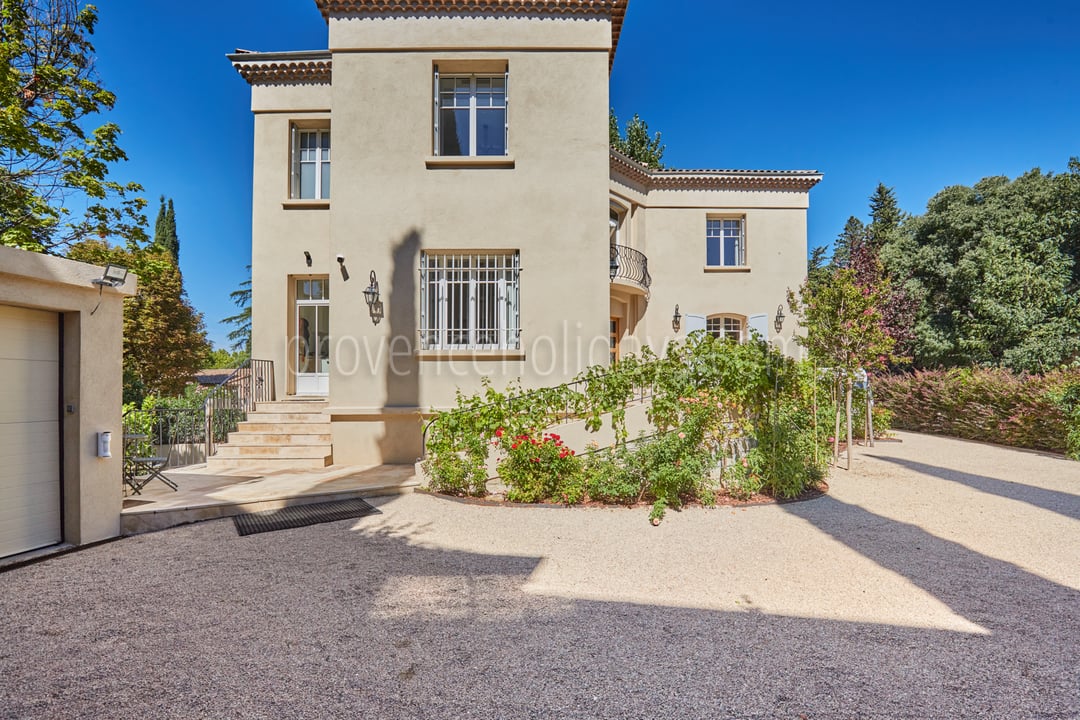 17 - Le Reflet d\'Aix: Villa: Exterior