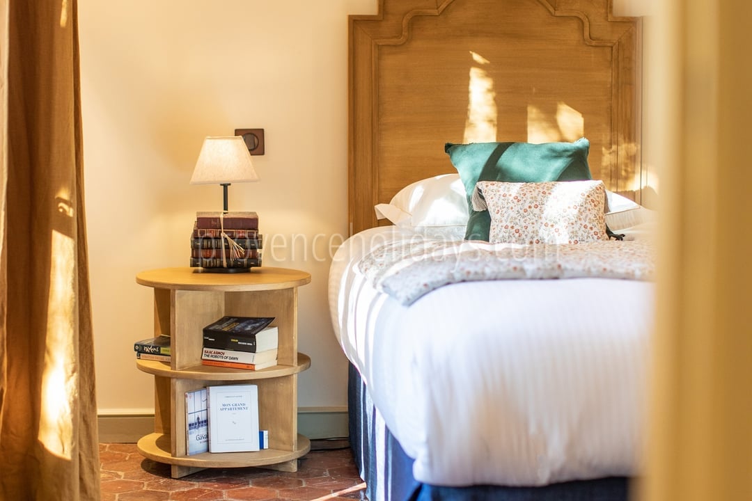 25 - Villa La Vigne: Villa: Bedroom