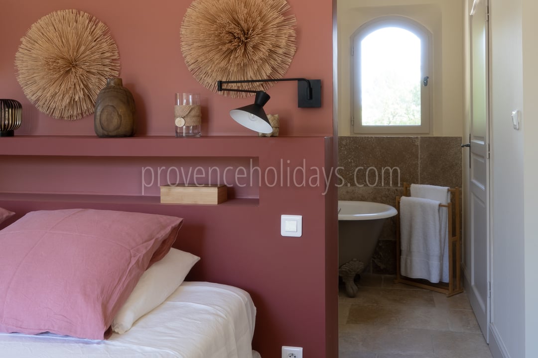 16 - Mas des Aupiho: Villa: Bedroom
