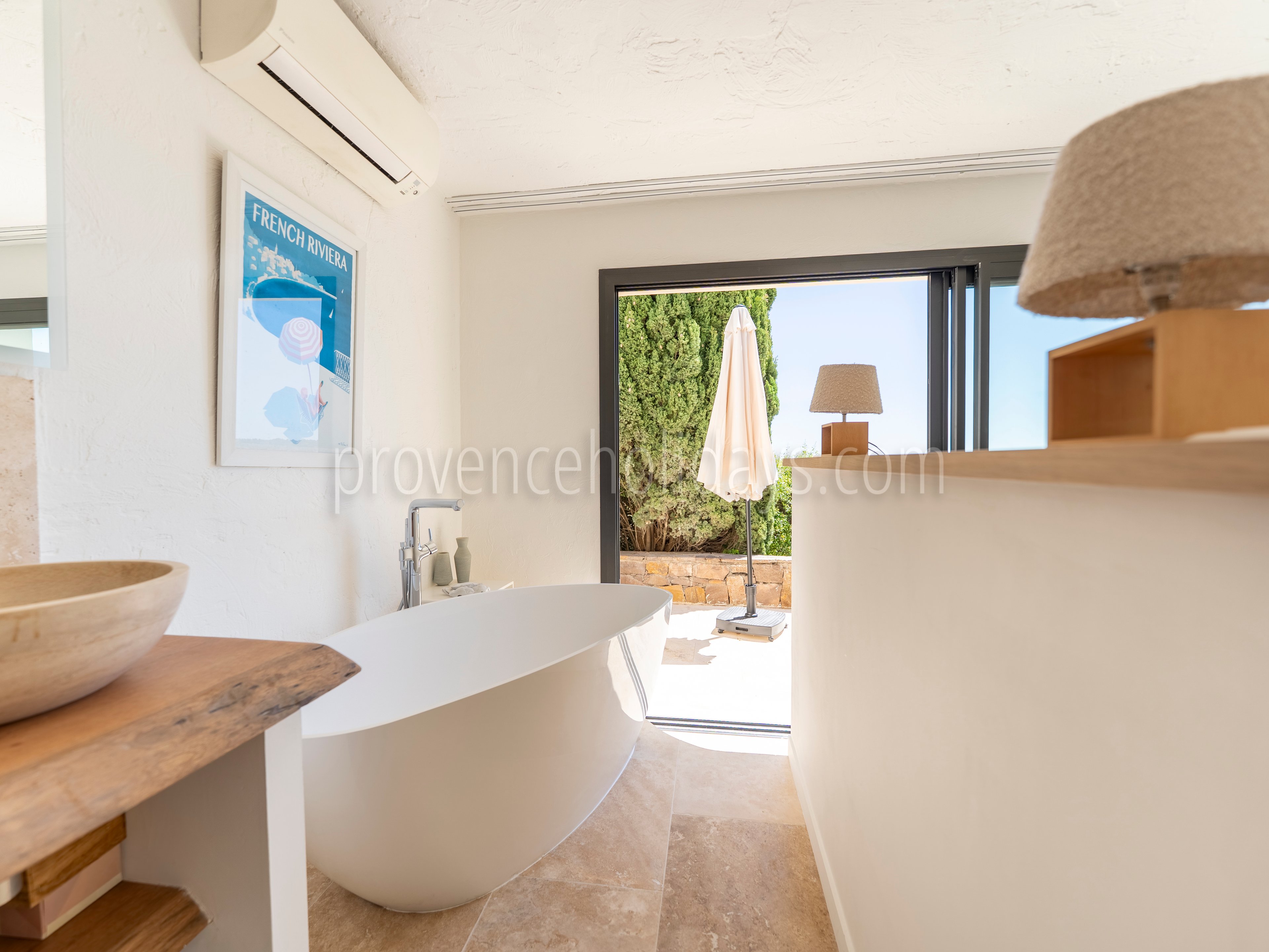 4 - Villa Lagon: Villa: Bathroom