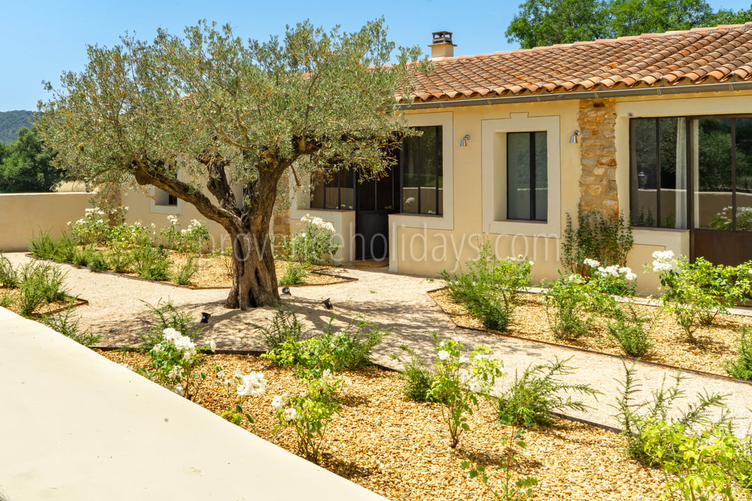 29 - Domaine Mariposa: Villa: Exterior