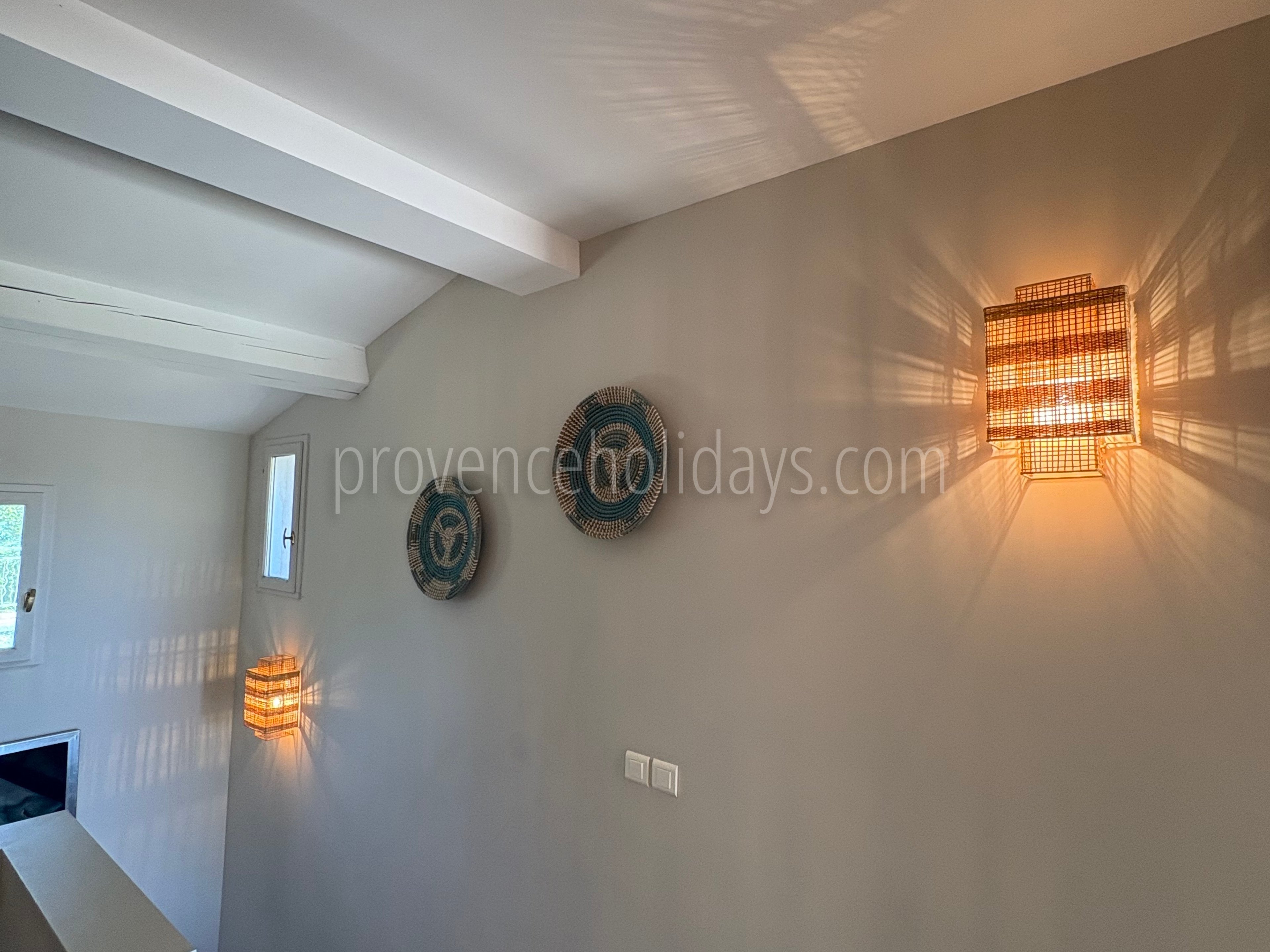 13 - Le Mas des Lys: Villa: Interior