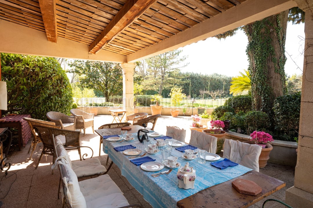 5 - Mas des Valettes: Villa: Exterior