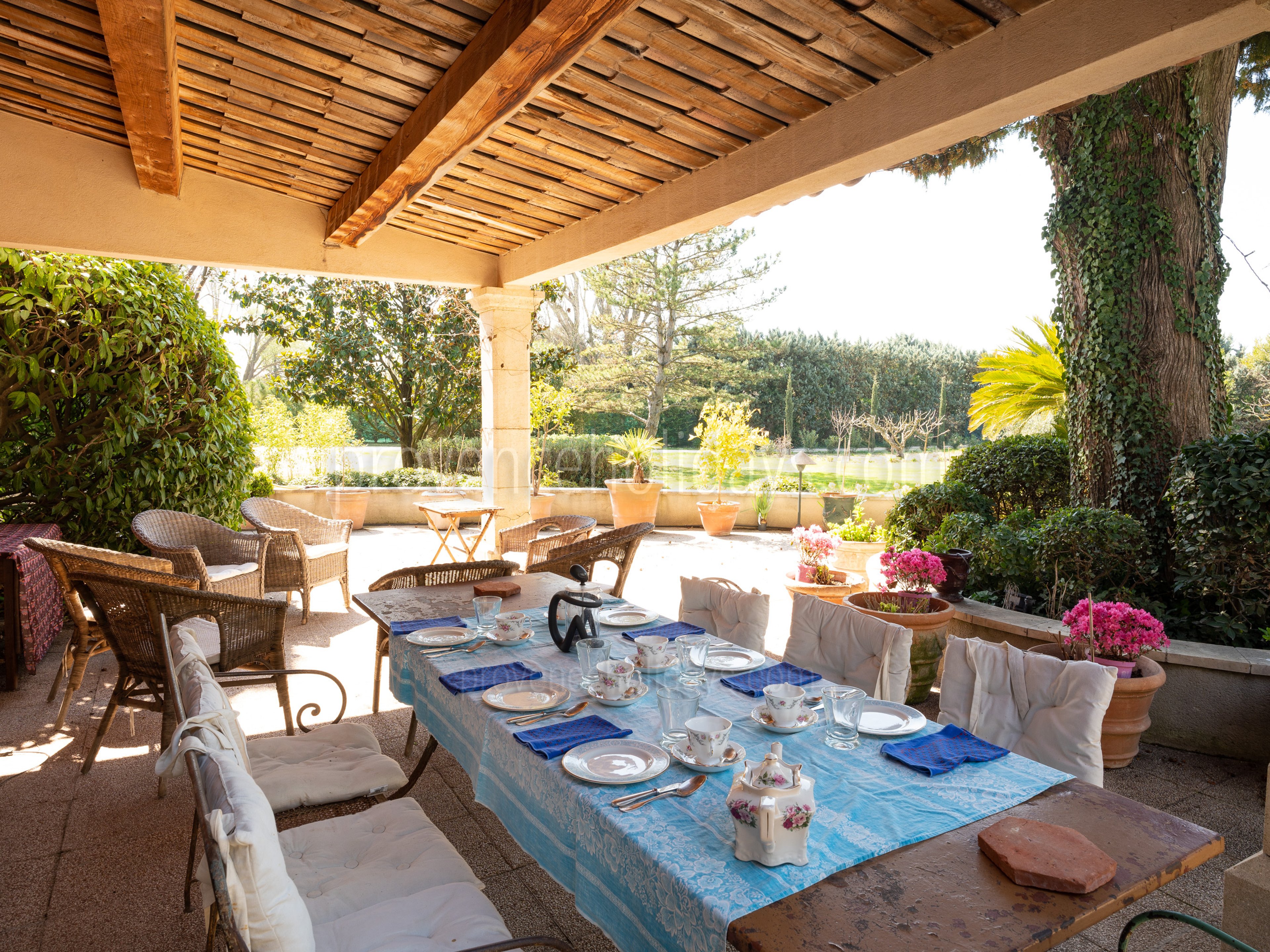 5 - Mas des Valettes: Villa: Exterior