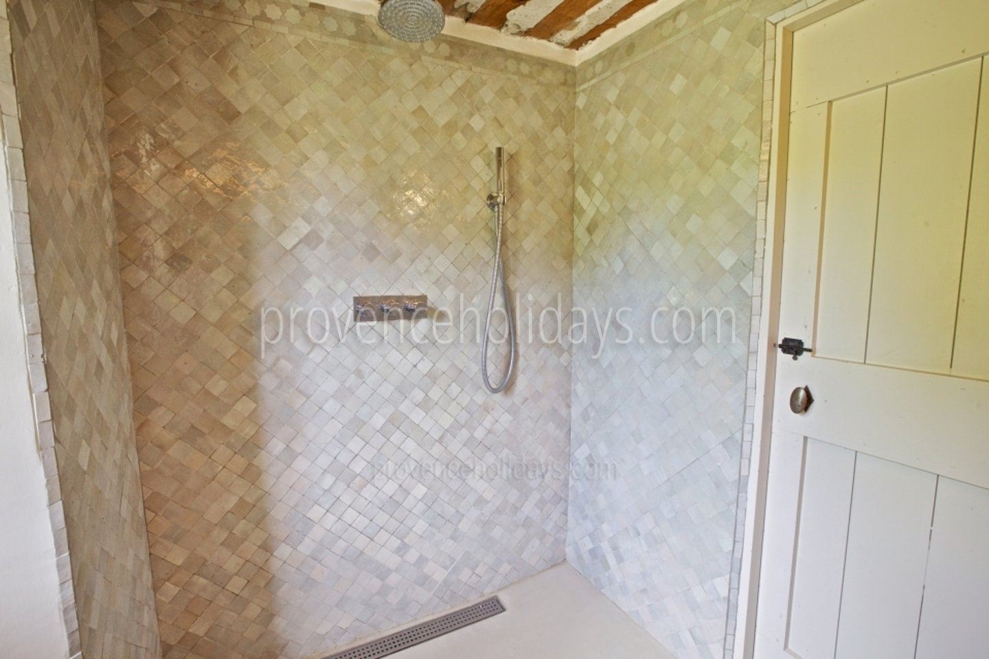 48 - Mas des Lavandes: Villa: Bathroom