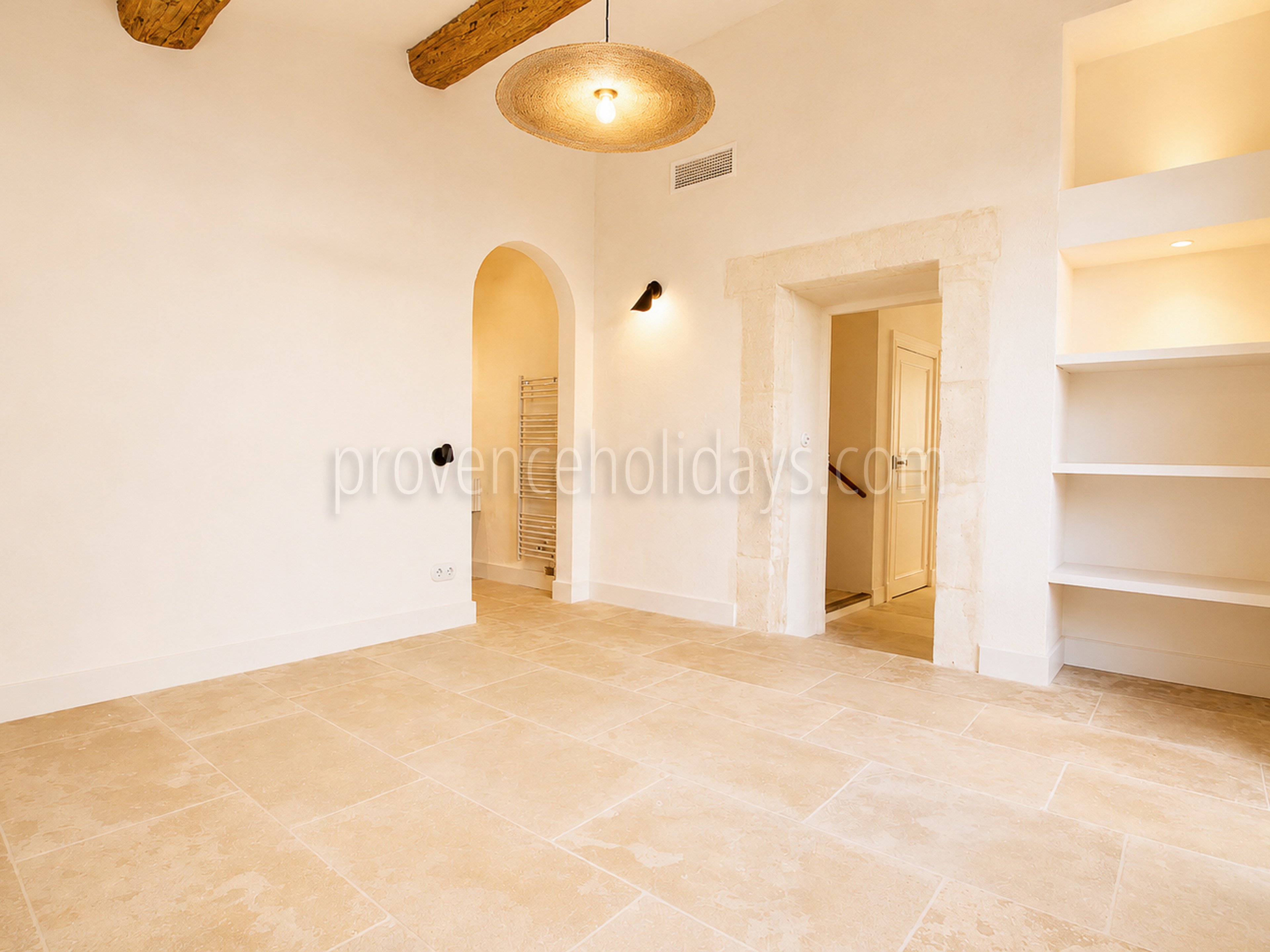 16 - Renoviertes Dorfhaus in Maussane-les-Alpilles: Villa: Bedroom