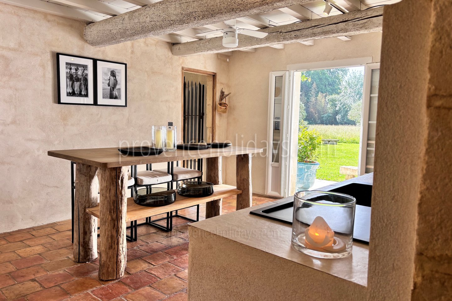 5 - Mas d\'Images: Villa: Interior