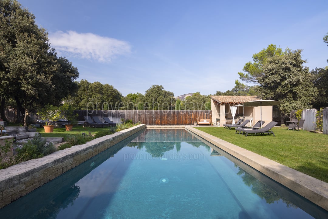 6 - Bergerie de Beaumes: Villa: Exterior