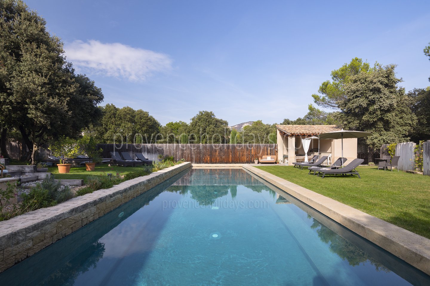 6 - Bergerie de Beaumes: Villa: Exterior