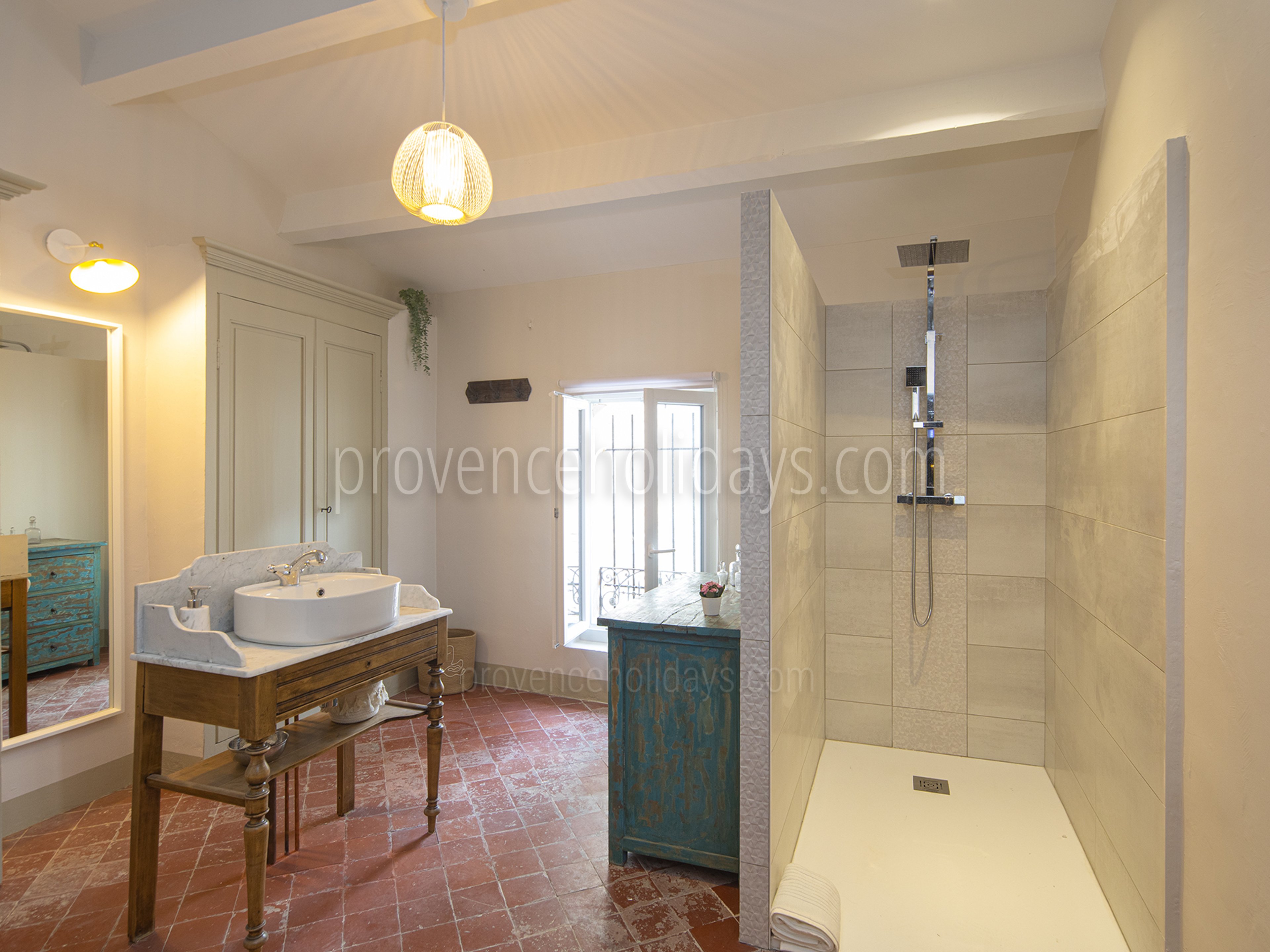 30 - Villa des Siècles: Villa: Bathroom