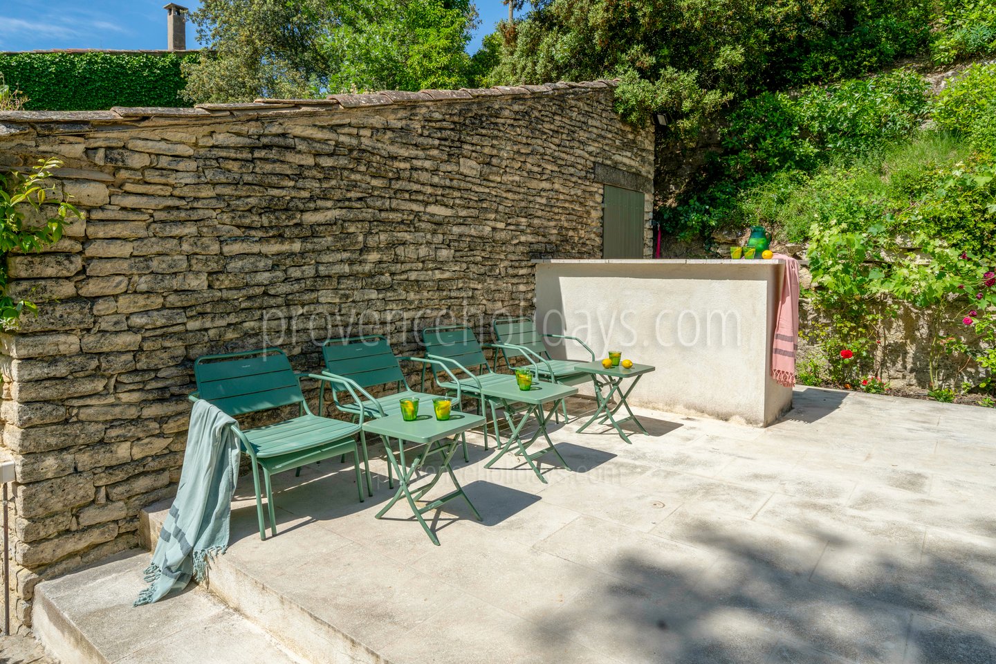 8 - Le Moulin de Gordes: Villa: Exterior