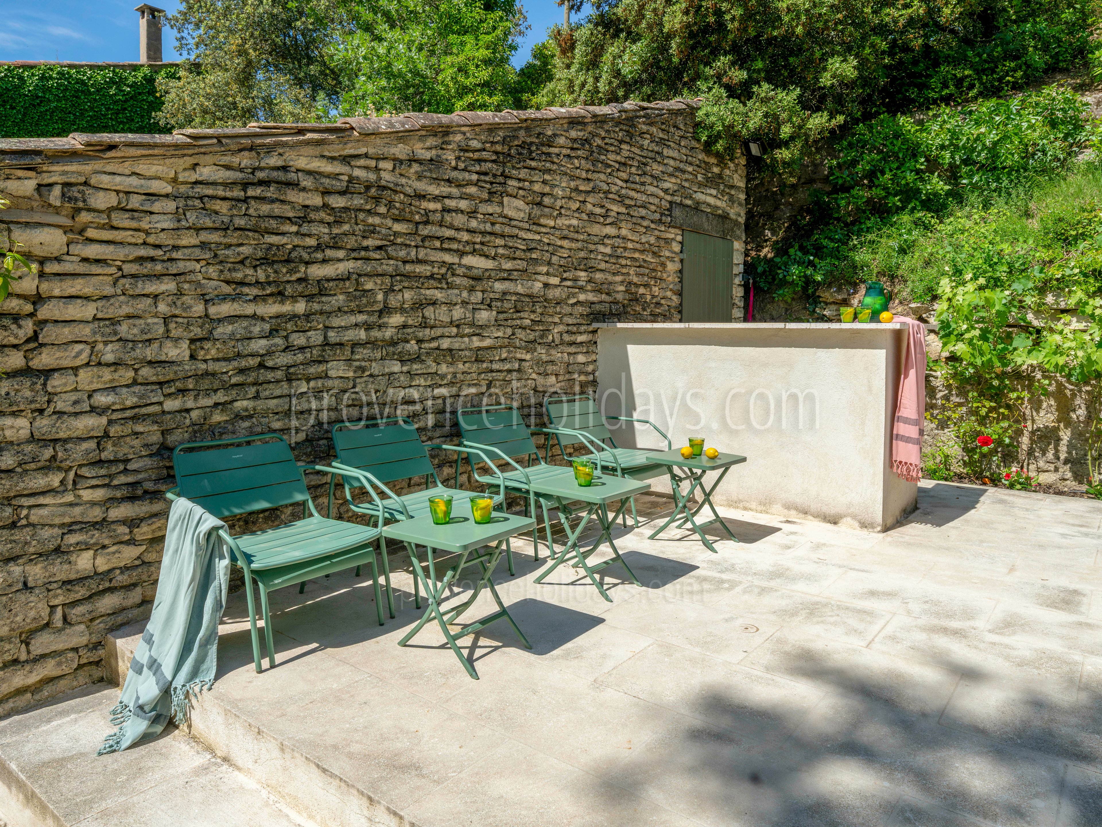 8 - Le Moulin de Gordes: Villa: Exterior