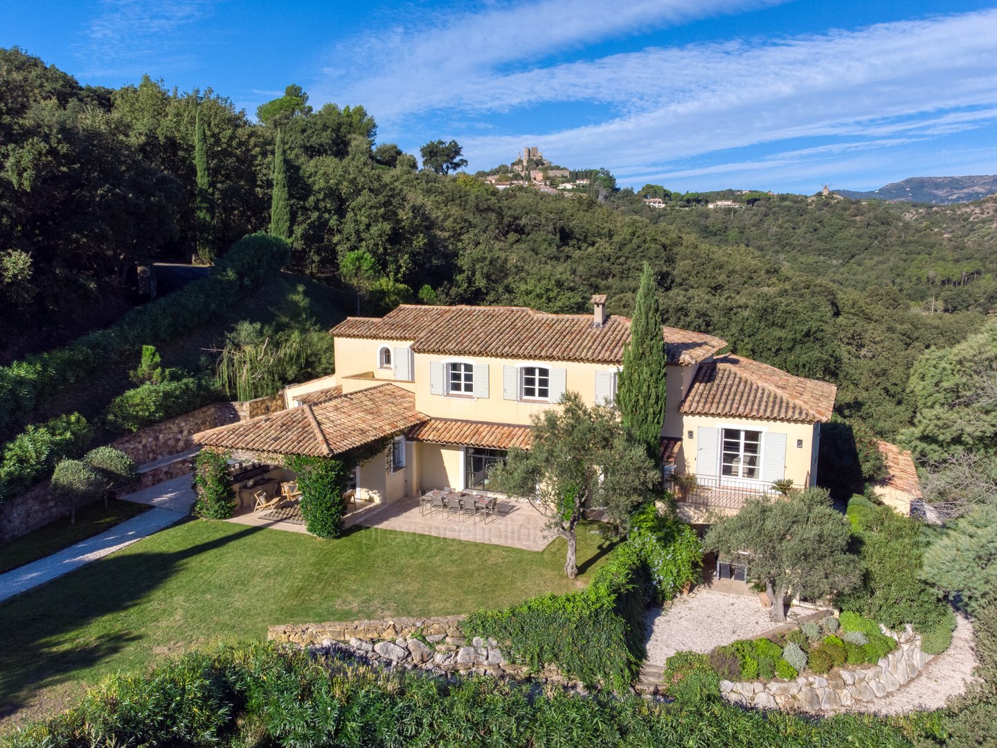 12 - Villa Luminosa: Villa: Exterior