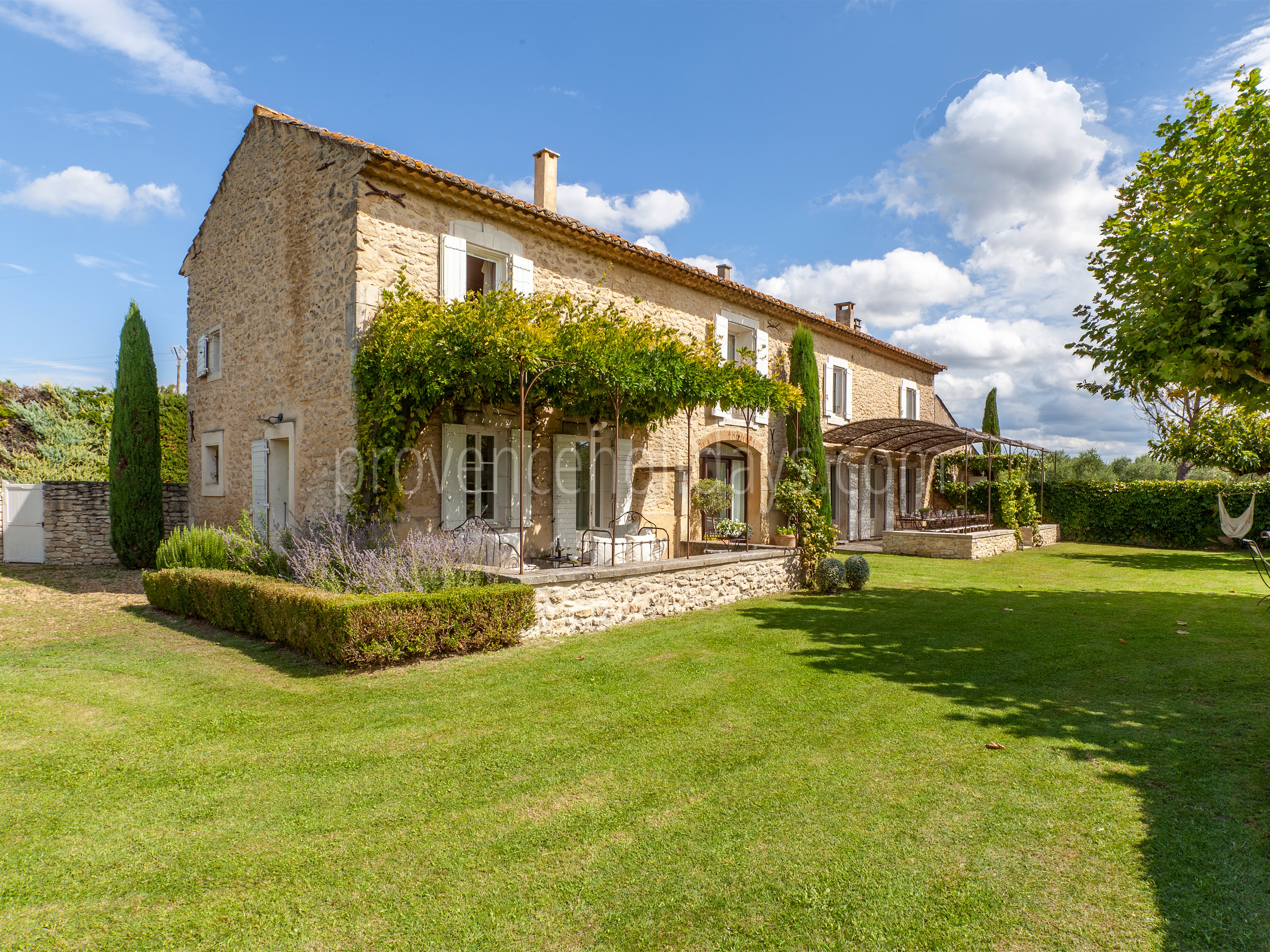 13 - Maison Robion: Villa: Exterior
