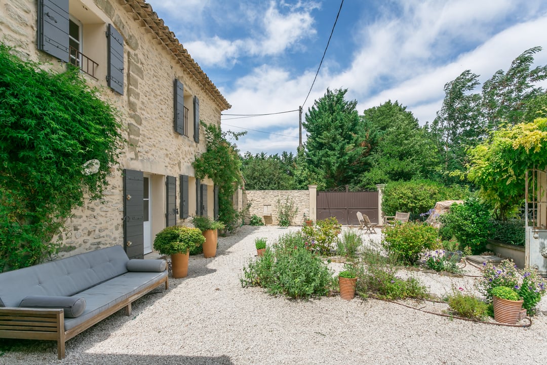 16 - Mas Aubade: Villa: Exterior