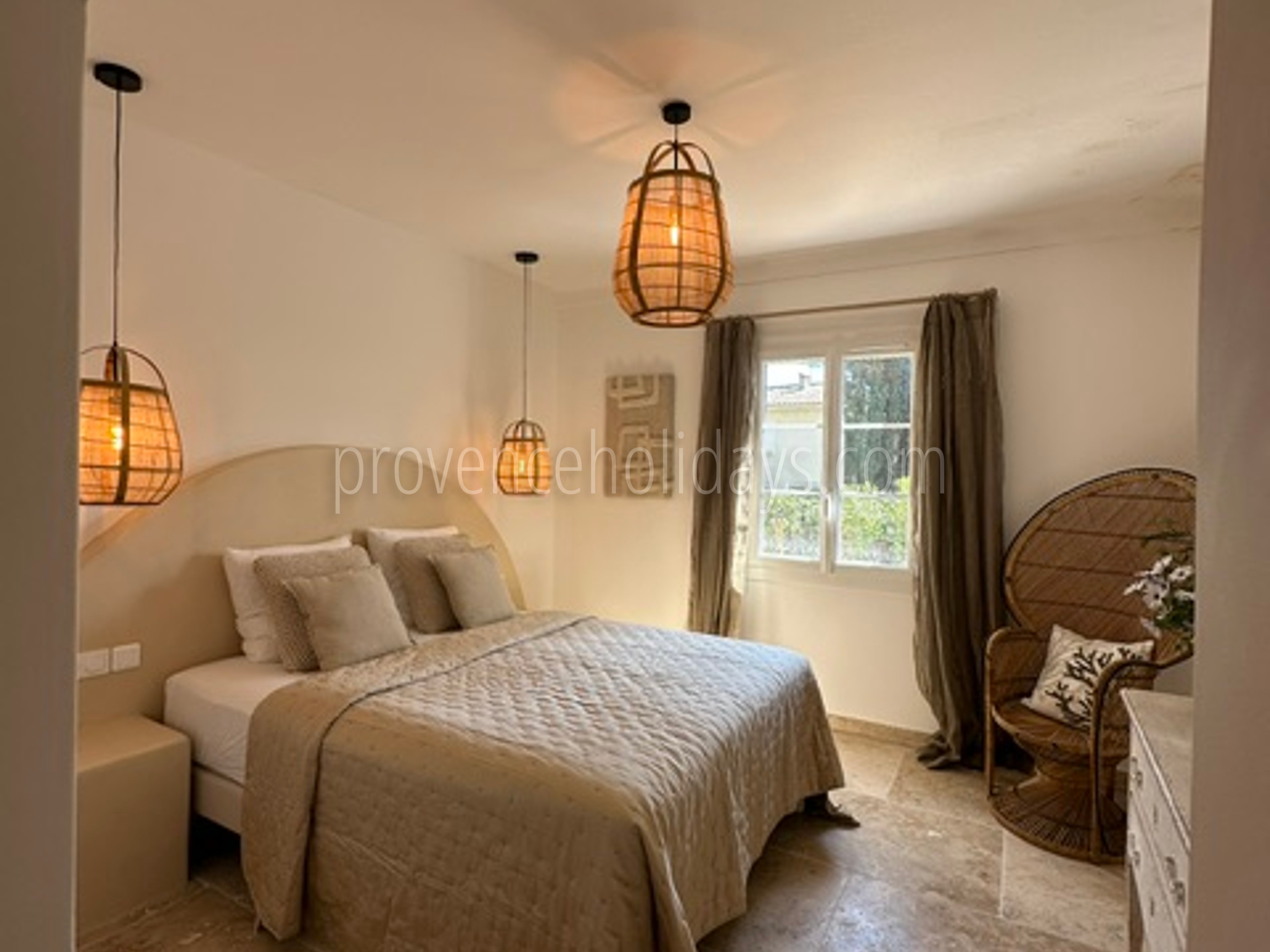 17 - Villa Le Nardou: Villa: Bedroom