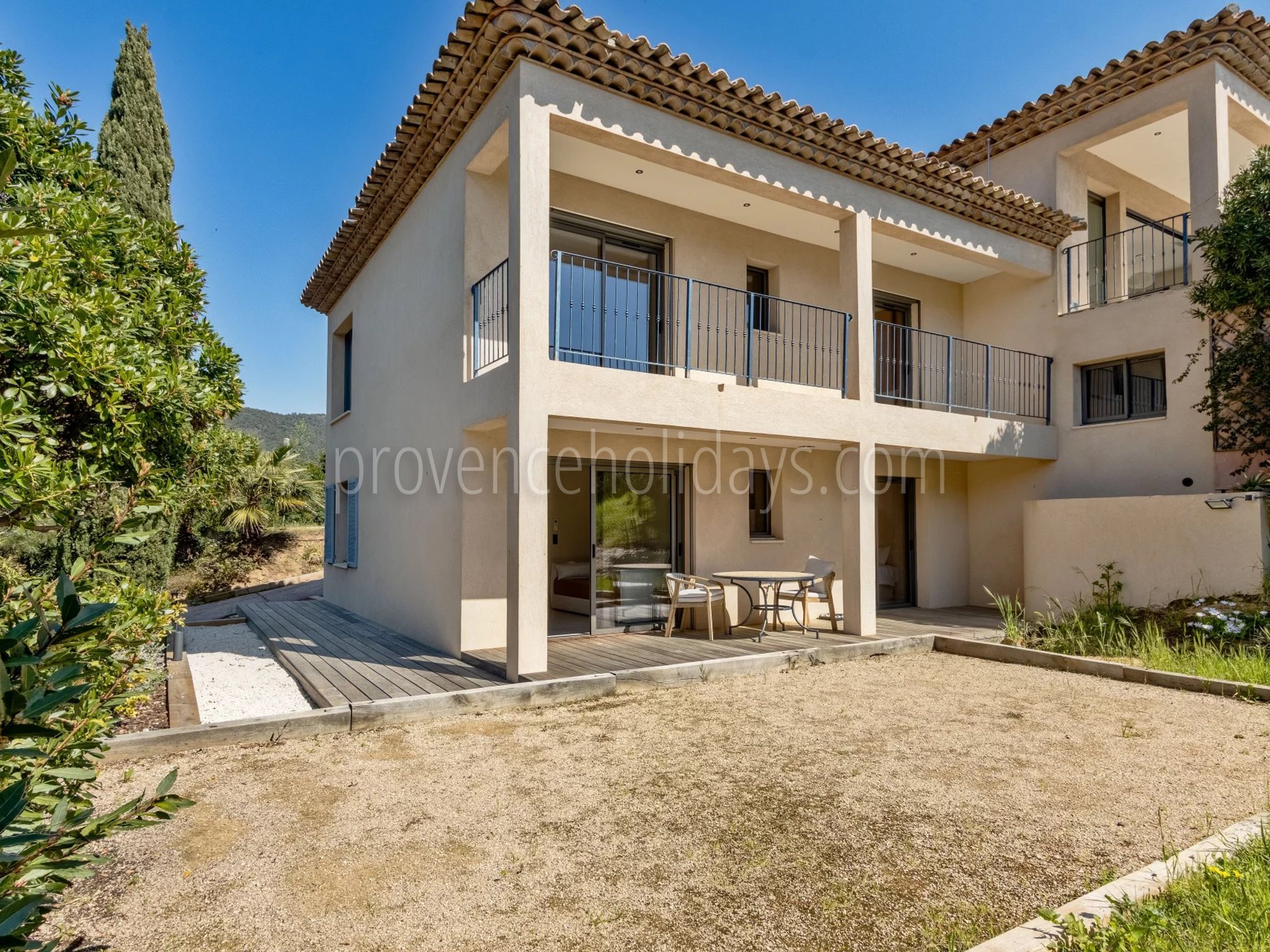35 - Gerenoveerde villa in Rayol-Canadel-sur-Mer: Villa: Exterior