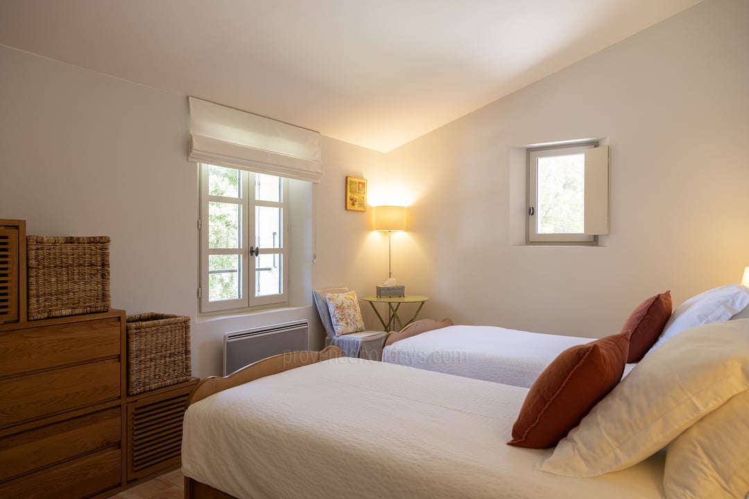 22 - Mas de Capucine: Villa: Bedroom