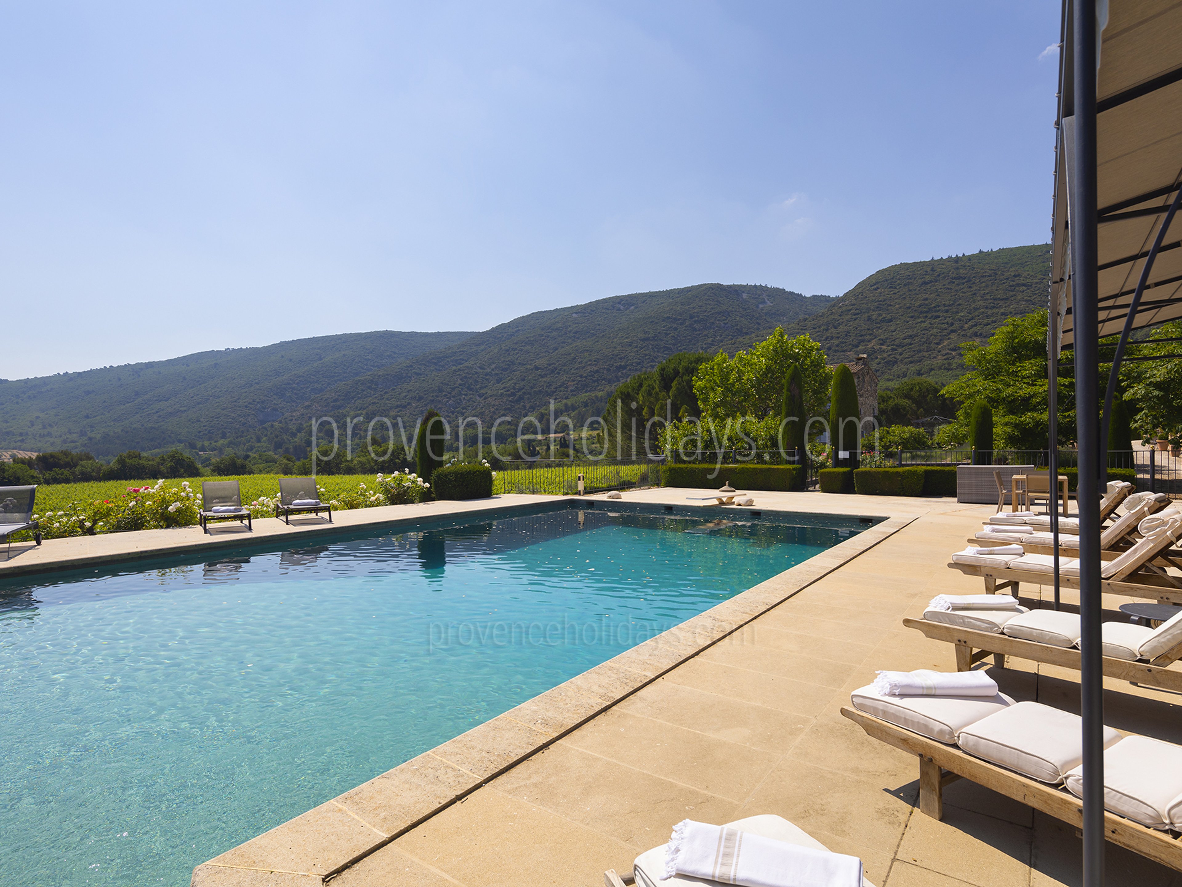 26 - La Roseraie: Villa: Pool