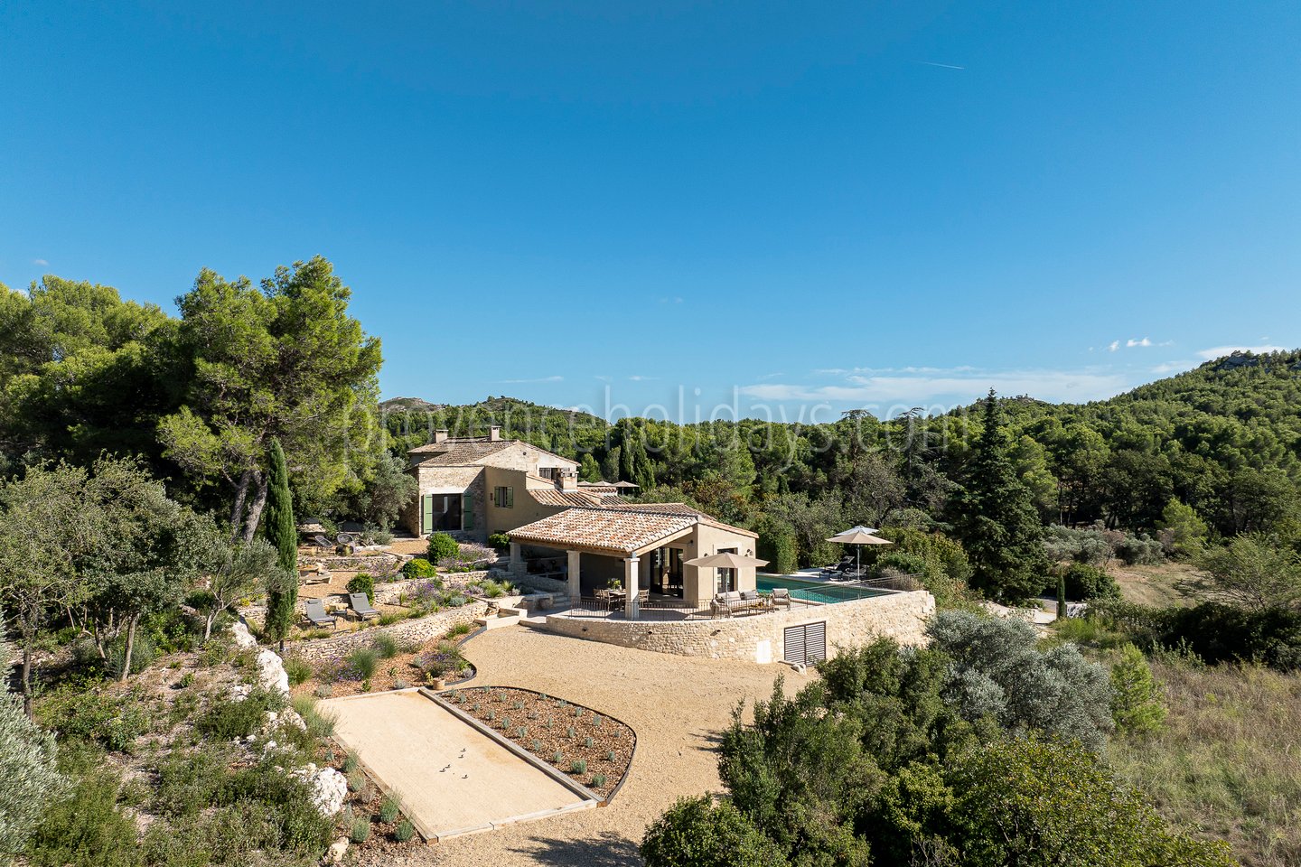 13 - Le Mas de la Terre Rouge: Villa: Exterior