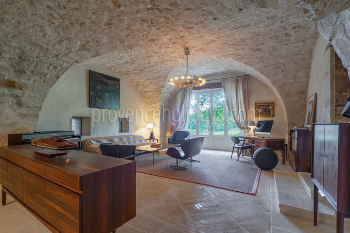 36 - La Bastide Neuve: Villa: Interior
