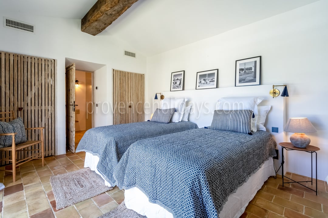 83 - Domaine des Vignobles: Villa: Bedroom