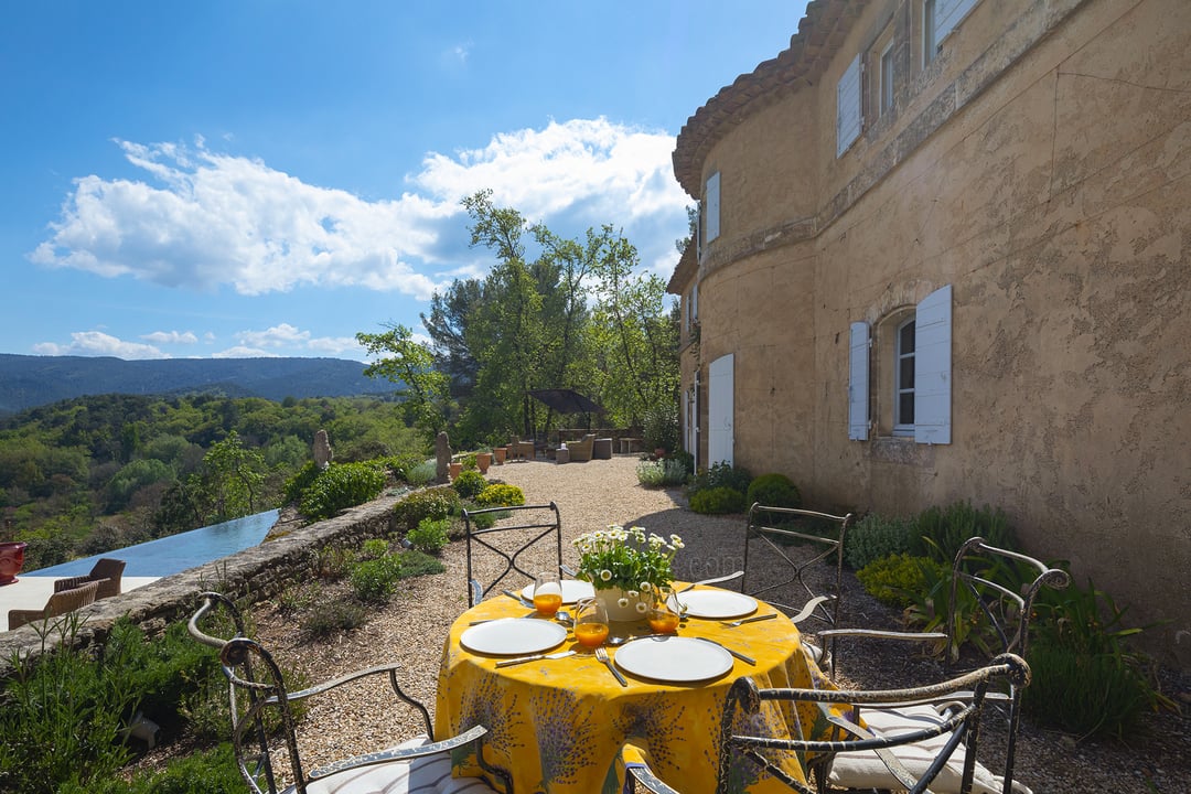 13 - Maison Ménerbes: Villa: Exterior