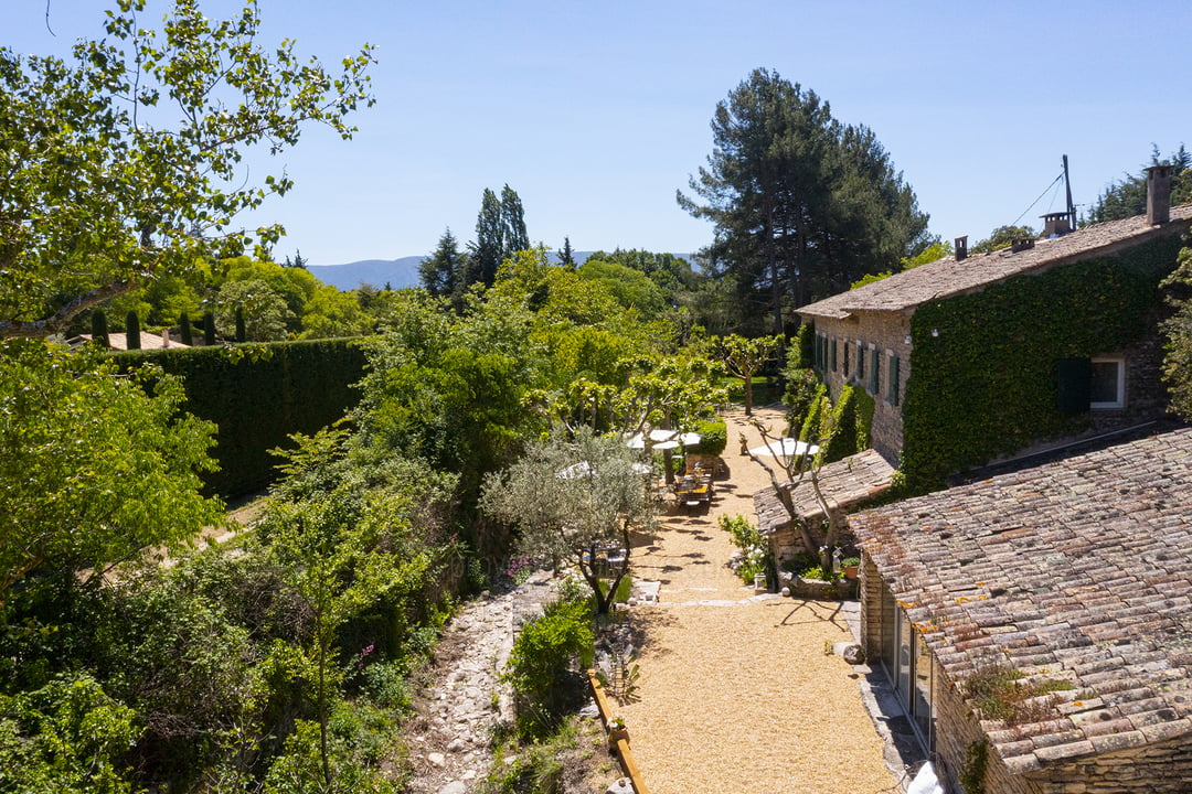 11 - Le Moulin de Gordes: Villa: Exterior